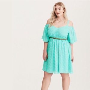 Torrid Chiffon Cold Shoulder Skater Dresz